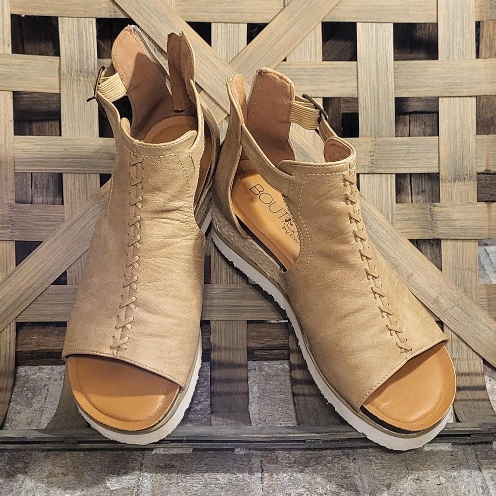 Corkys Sugar City Low Wedge Sandals, Size 9 in Cognac